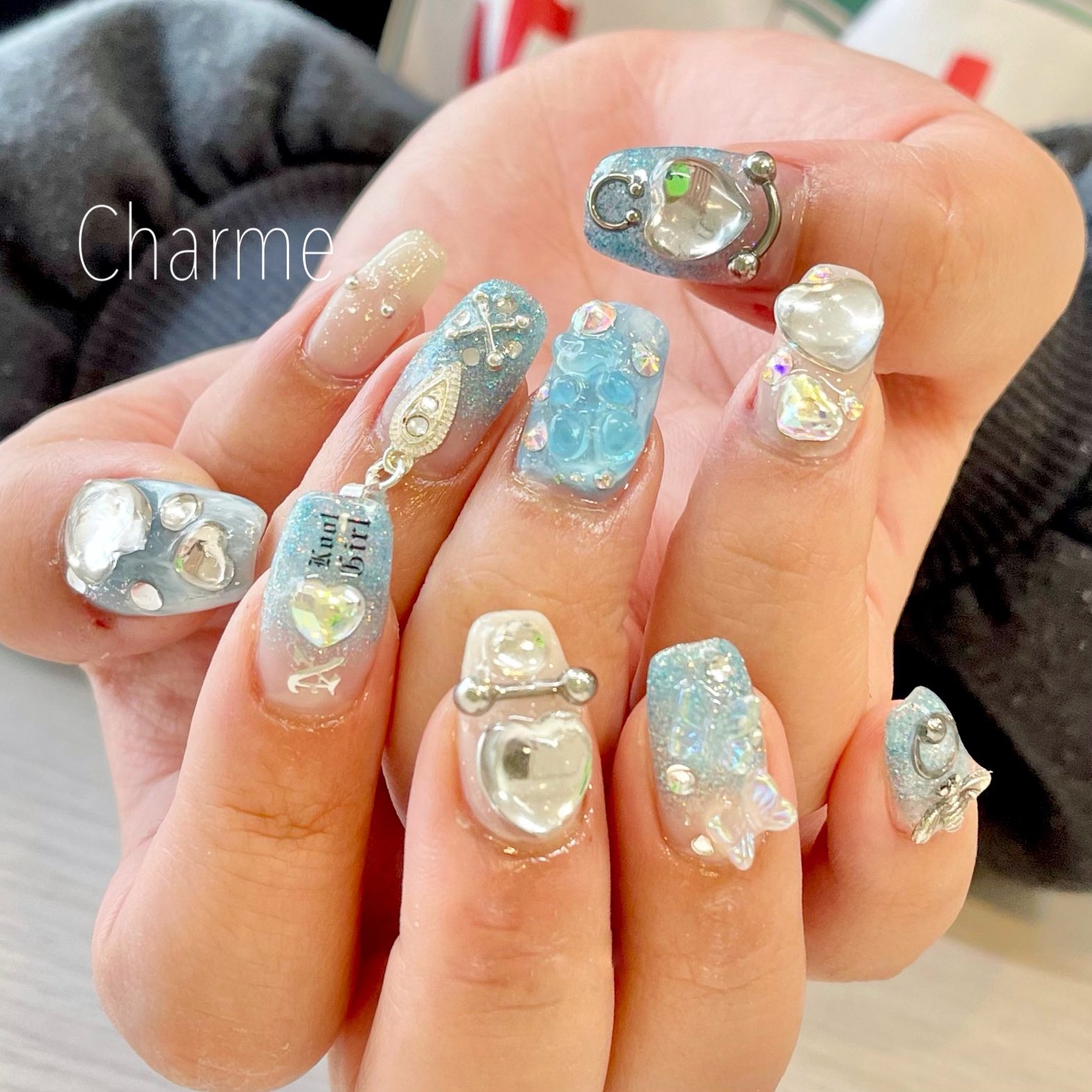 Charme Haru パーツいっぱいでおまかせアート Nails Nail Nailart Naildesign ネイル ネイルアート ジェルネイル Nailsaloncharme シャルム 札幌ネイルサロン 春ネイル 夏 ネイル ラメグラデーション ラメネイル パーツネイル 派手