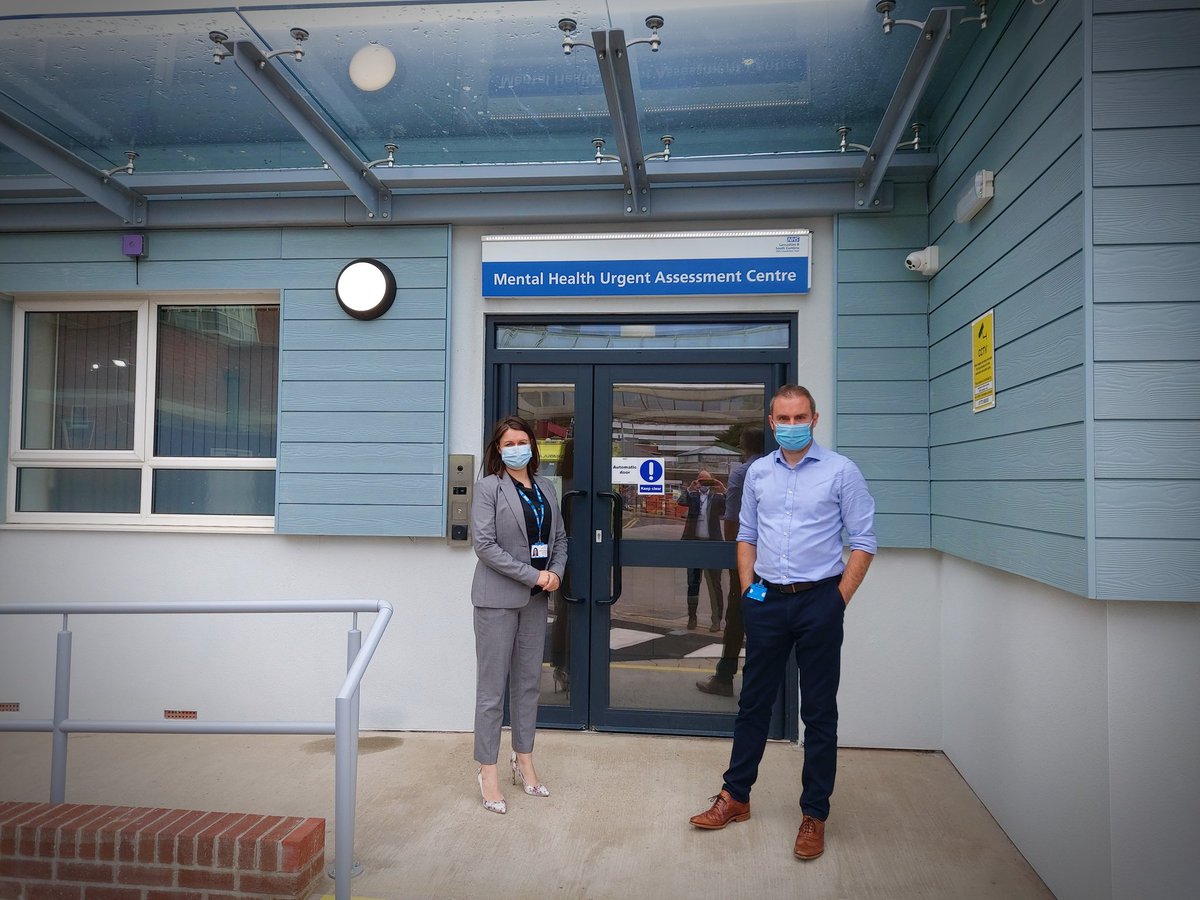 Great to start the day <a href="/WeAreLSCFT/">Lancashire & South Cumbria NHS Foundation Trust</a> newly opened  Blackpool Mental Health Assessment Unut 👍with <a href="/MarkPWorth/">Mark Worthington</a> &amp; <a href="/Mcguiganemma/">Emma McGuigan</a>