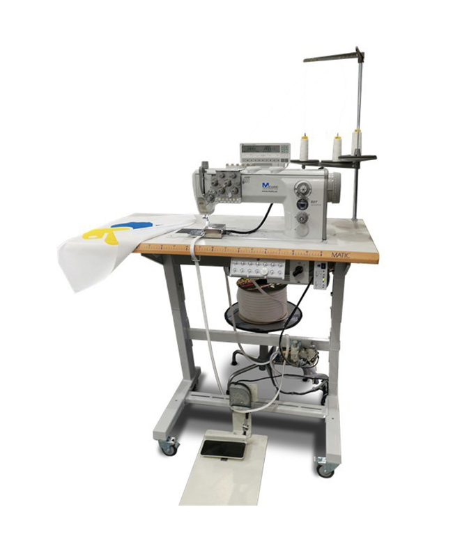 #COSEDORA INDUSTRIAL CRONOS GO
Máquina de costura #económica para la aplicación de la silicona en el borde de los tejidos impresos, dobladillos y cintas de cierre por contacto.

Haz clic para más información entra en nuestra página web: posterandpanel.com/cosedora-crono…