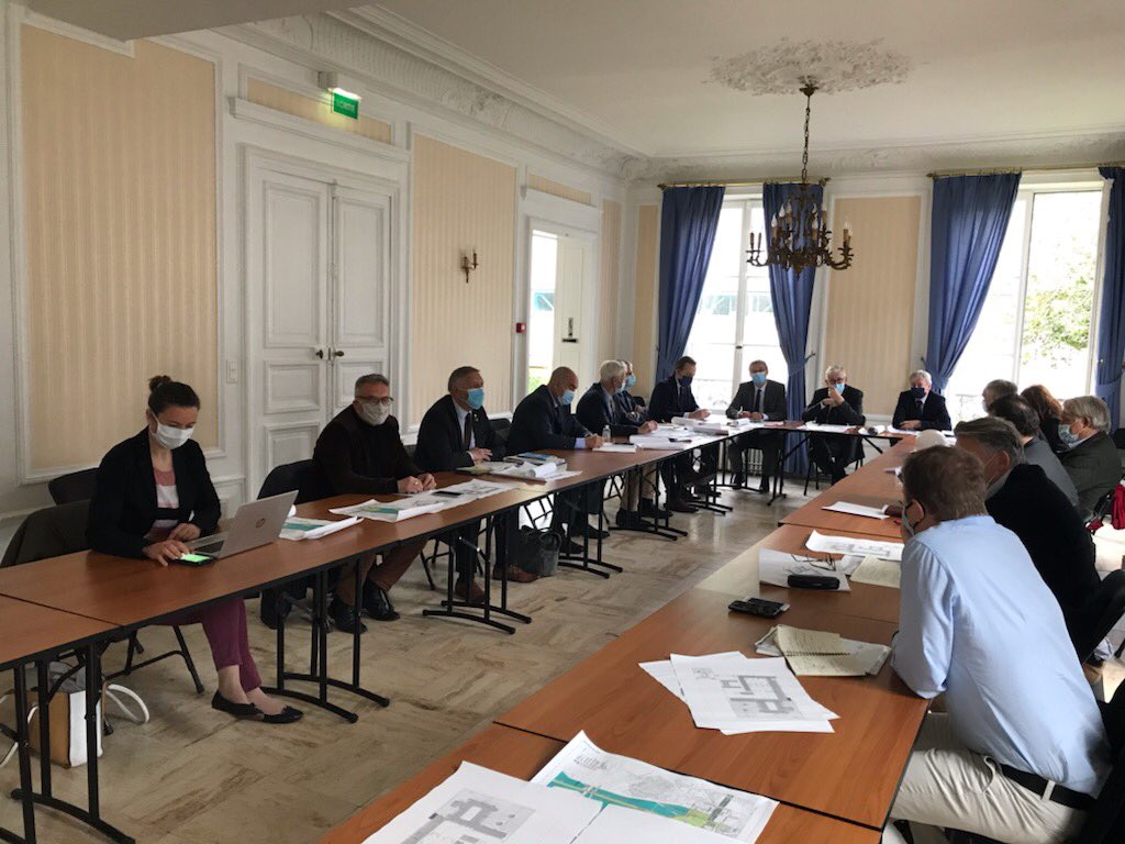 Jacques Krabal (@jkrabal) on Twitter photo Réunion de travail sur le château de #VillersCotterêts avec les collectivités territoriales. Tous les élus souhaitent être associés au projet autour du château, important pour le développement du territoire <a href="/villers_c/">Château de Villers-C</a> Réunion de travail sur le château de #VillersCotterêts avec les collectivités territoriales. Tous les élus souhaitent être associés au projet autour du château, important pour le développement du territoire <a href="/villers_c/">Château de Villers-C</a>