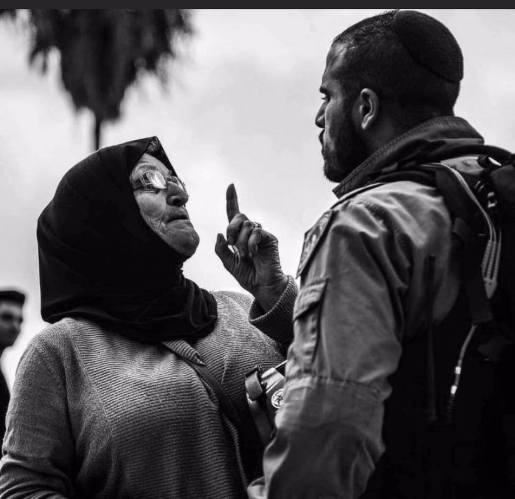 ihiba_98's tweet photo. #القدس_ينتفض
We are proud of the Palestinian people. We’re really proud of them because nothing stops them ,none. https://t.co/PycCTxUyCo