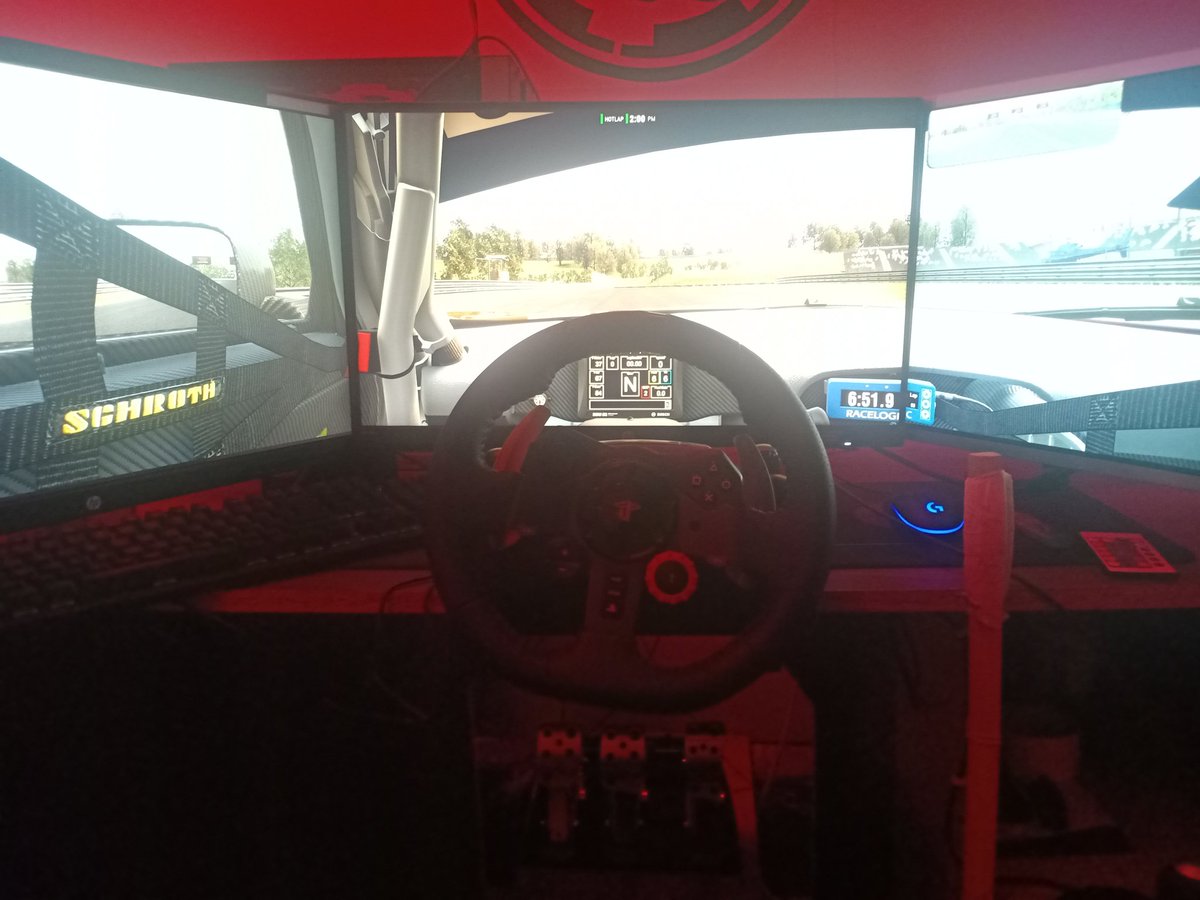 joe_theeOG's tweet photo. @MercedesBenz "My" mercedes amg gt3 really amazing car😁 🤯 https://t.co/UujkyWzqUV