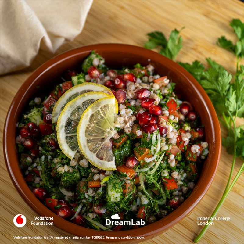 VodafoneGroup's tweet photo. Introducing the newest #HYPERFOODS cookbook featuring anti-viral foods - powered by @VodafoneFdn’s #DreamLab from @ImperialCollege x @YaleSPH (with recipes from @Jozef_Youssef)! Download your free copy now.