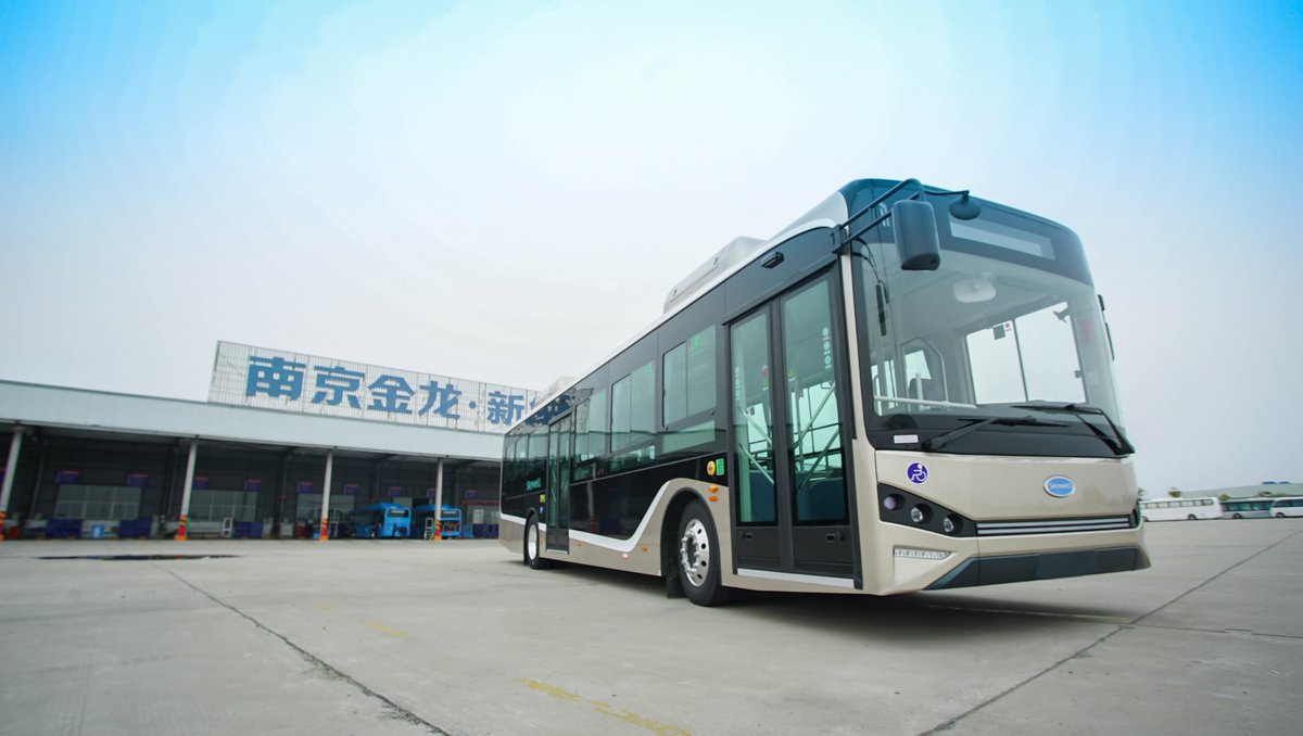 IMotorsCorp's tweet photo. This is the exact bus that should be arriving to our California location any day now. #thefutureiselectric
#12meter #ev #bus 
DSG Global (OTC: DSGT) $DSGT
https://t.co/TrfIKs84oS https://t.co/7cZ2GpqC33