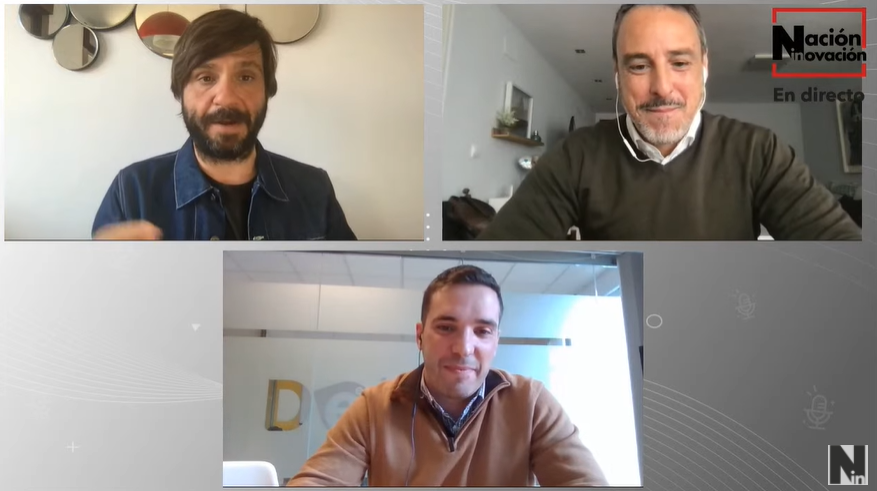 NacionInnovatv's tweet photo. ¡Ya en directo! @ChemaNieto entrevista a:

- Adrián Pena, CEO y fundador de #Deelivers.
- Julio Llopisguillem, CEO y fundador de #Tabalú.

#NaciónInnovación216 en: https://t.co/EQBTPmGUEd https://t.co/30Wq4XMuwX