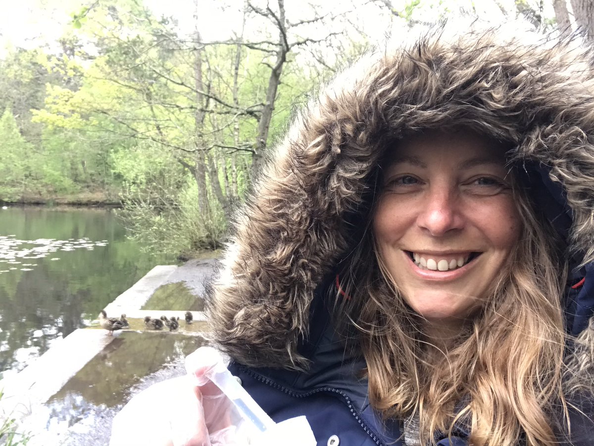 hancloke's tweet photo. 💦 #Thames #WaterBlitz 💦
Lots of lovely #Blue 🌸 in the woods 🌳🌲 
&amp; lots of not so lovely #Pink 😱 in the River #Blackwater https://t.co/bMyOSvFWKE