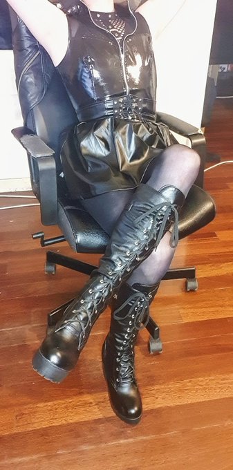 Rough couple weeks, needed to get jazzed up 🖤💜🖤 https://t.co/Gj1xem3ZV7<a href="/tag/porn"class="tags"><span>#porn</span></a><a href="/tag/heels"class="tags"><span>#heels</span></a><a href="/tag/deep"class="tags"><span>#deep</span></a><a href="/tag/anal"class="tags"><span>#anal</span></a><a href="/tag/masturbation"class="tags"><span>#masturbation</span></a><a href="/tag/fembo"class="tags"><span>#fembo</span></a>