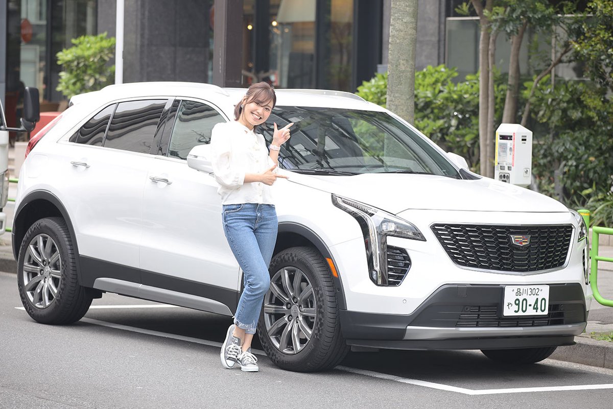 キャデラックxt4