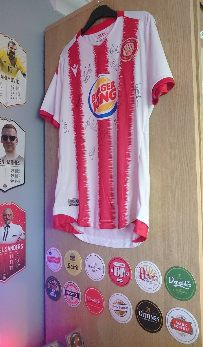 StevenBarnes94's tweet photo. Great addition to the setup courtesy of @TheBroadhallWay 👌⚽ fantastic product with proceeds also going towards a good cause, would highly recommend! 🙌 https://t.co/pYbDs4d50N