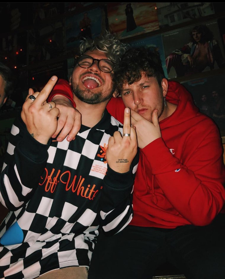 seanandcorey's tweet image. Happiest birthday Corey. May you fly high on this special day. We miss you too the max.