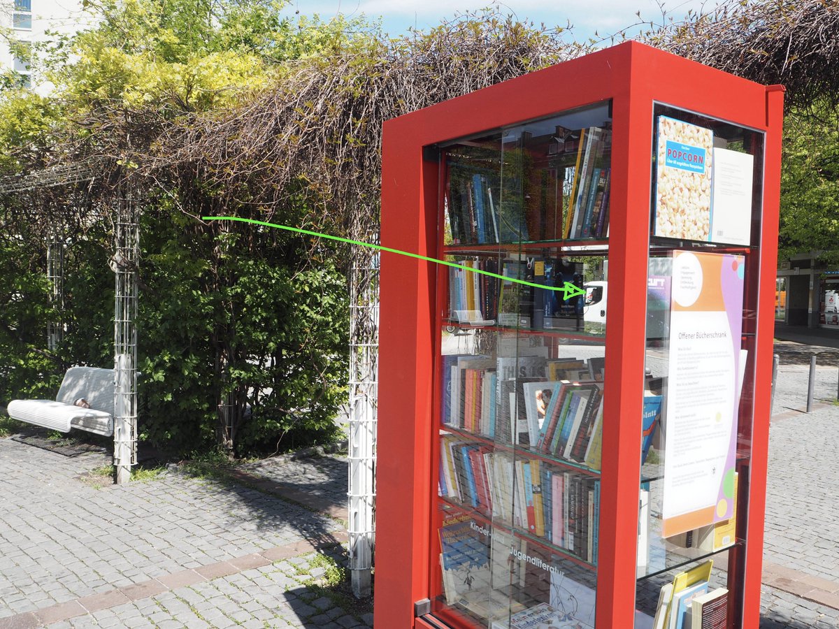 #curtDealer #Sendling 
curt Magazin #94 @ Offener Bücherschrank am Resi-Huber-Platz 😎