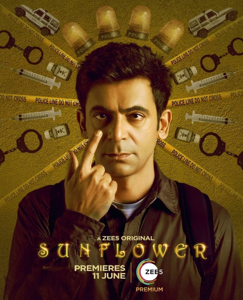 Unveil the mysteries of #Sunflower, premiering 11th June on @ZEE5Premium #TheUnCooperativeSociety
#VikasBahl #RahulSengupta @WhoSunilGrover sir  @RanvirShorey @mukulchadda #GirishKulkarni @AshishVid @Iamshonali #SonalJha #RadhaBhatt #AshwinKaushal @ria_nalavade @Shibasishsarkar