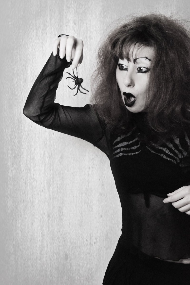 mymymiyuki's tweet photo. #goth #gothic #gothique #ゴス #黒い系 #黒い #ゴススタイル #東京 #日本 #フランス人 #modelgoth #dark #model #modele #photography #photographie #modelephoto #modeljapan #モデル #vampire #makeup #darkness #v系 #deathrock #vampyre #dark #darkart #batcave #subculture https://t.co/B19EvnGtls