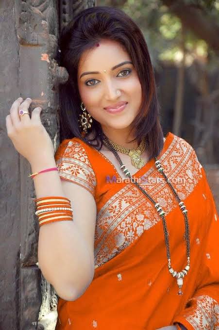 actresses_fc's tweet photo. Stop being crazy over her, she is justan actress
The Actress: https://t.co/dOcUYD3io2