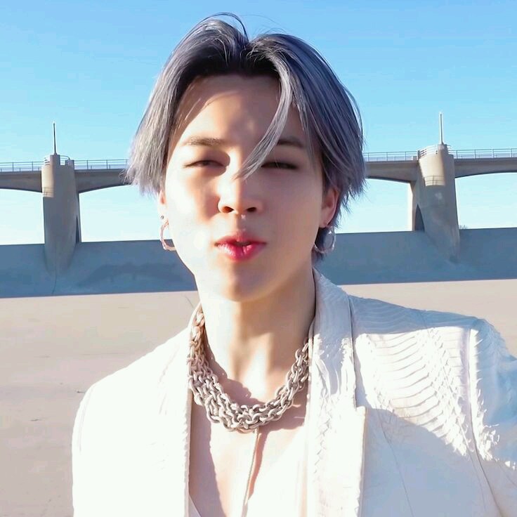 galleryofJM's tweet photo. Don't neglect to vote folks

I’m voting for @BTS_twt for #BBMAsTopSocial https://t.co/zGZM8EBFUM