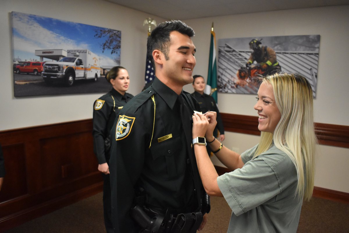 WCSOFL's tweet photo. All smiles for swearing-in ceremonies today. 😃

Join us in congratulating our newest deputies! https://t.co/CjnEgS84Fu