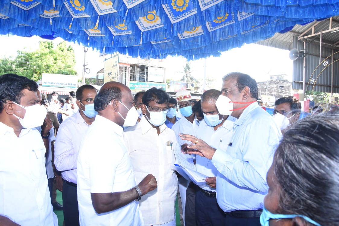 Avadi_Nasar's tweet photo. மாண்புமிகு தமிழக_முதல்வர்  திரு.@mkstalin அவர்களின் ஆணைக்கிணங்க 
மருத்துவம் மற்றும் மக்கள் நல்வாழ்வுத்துறை அமைச்சர் மாண்புமிகு  
திரு. @Subramanian_ma  மற்றும் திருவள்ளூர் மாவட்ட‌ ஆட்சியர் திரு.பொன்னையன்‌ IAS  மற்றும் நான் இணைந்து https://t.co/gy4l4IdoEi