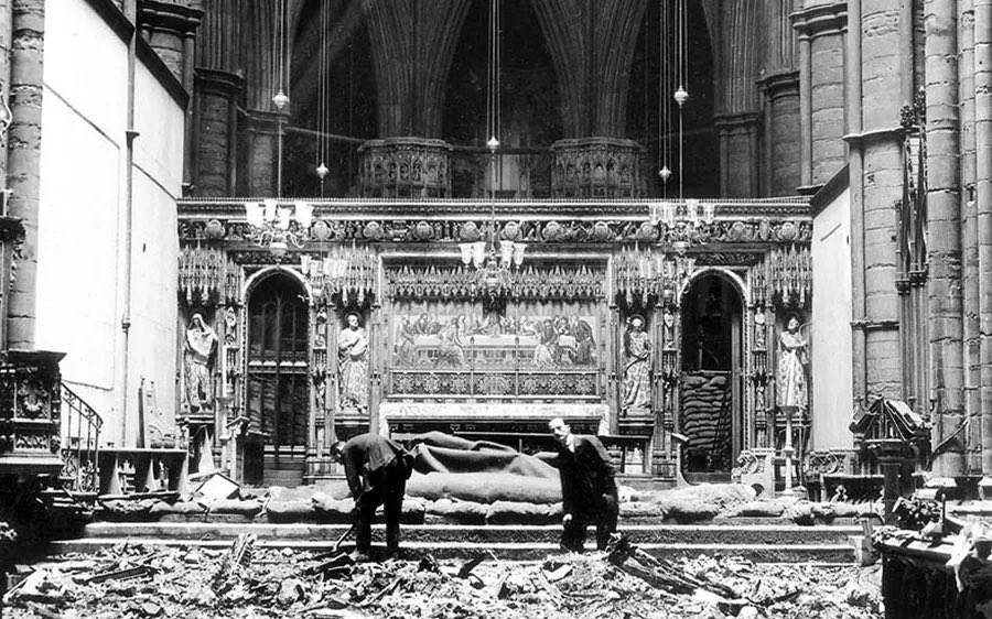 He was turned away by a policeman: ‘There will not be any services in the Abbey today, Sir’.  #OTD  #Blitz80 Image:  @wabbey.