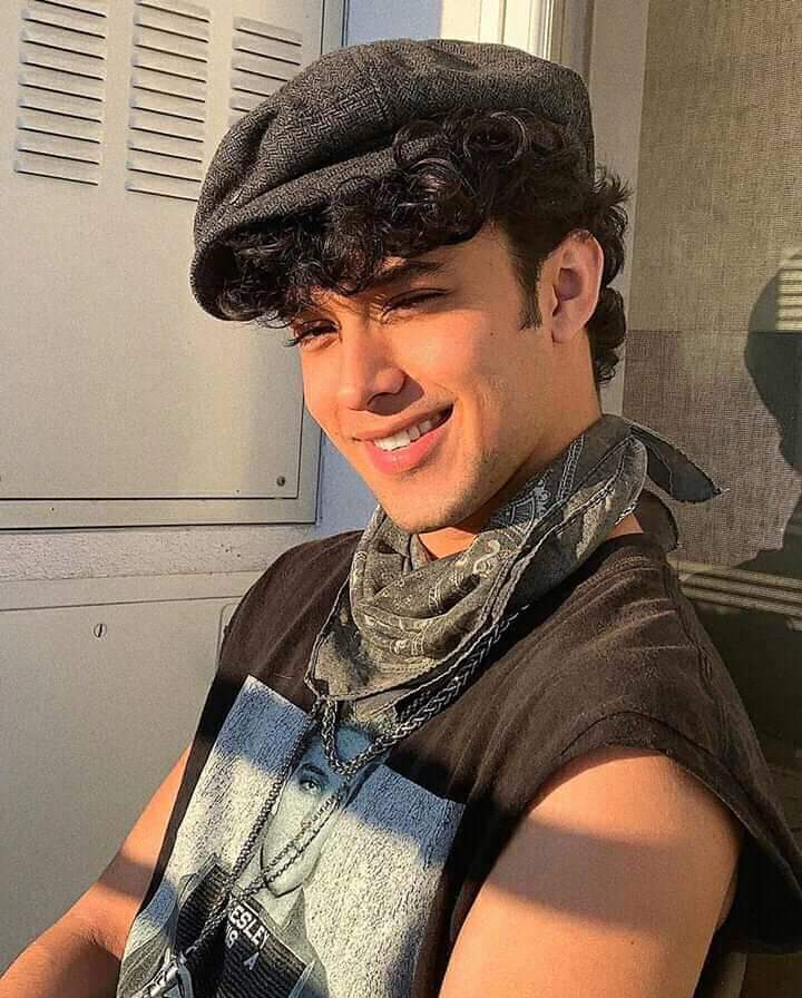 Kimyntj5055's tweet photo. 💫Pase lo que pase siempre
       estaré con ustedes 💫 https://t.co/9wKFZ9OD8J