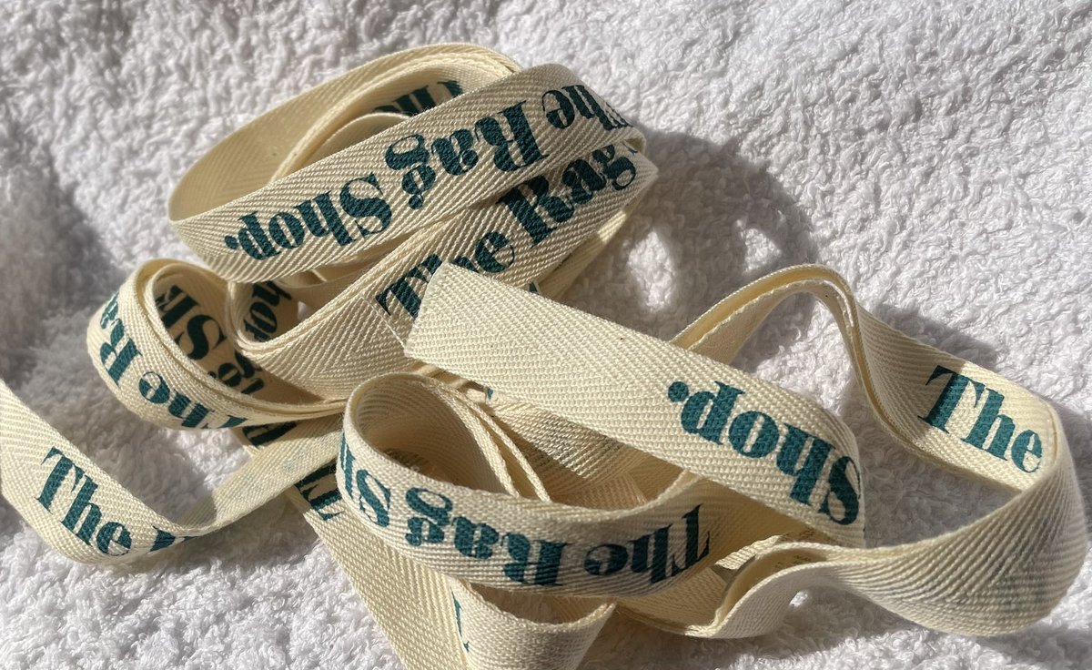 perfectlabels's tweet photo. 👍👍Lovely Woven Designer Clothing Labels, see more... https://t.co/fAH5r3x899   #WovenLabels, #CottonLabels, #ClothingLabels, #FabricLabels, #HangTags, #Eco-FriendlyLabels, #RubberLabels, #LeatherLabels, #ClothingLabelsMaker, #FabricLabels, #SustainableClothingLabelsUK, https://t.co/noSzJRifQT