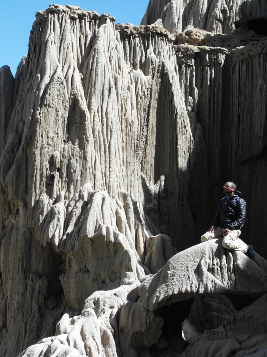 Dans la ciudad El encanto
Le silence m’écoute
Les falaises me prennent de haut
Ce paysage me déroute

Des nouveautés pour cet été :
www letempsdureve.org

#bolivia #viajarporelmundo #vacation #Happiness #Entrepreneur