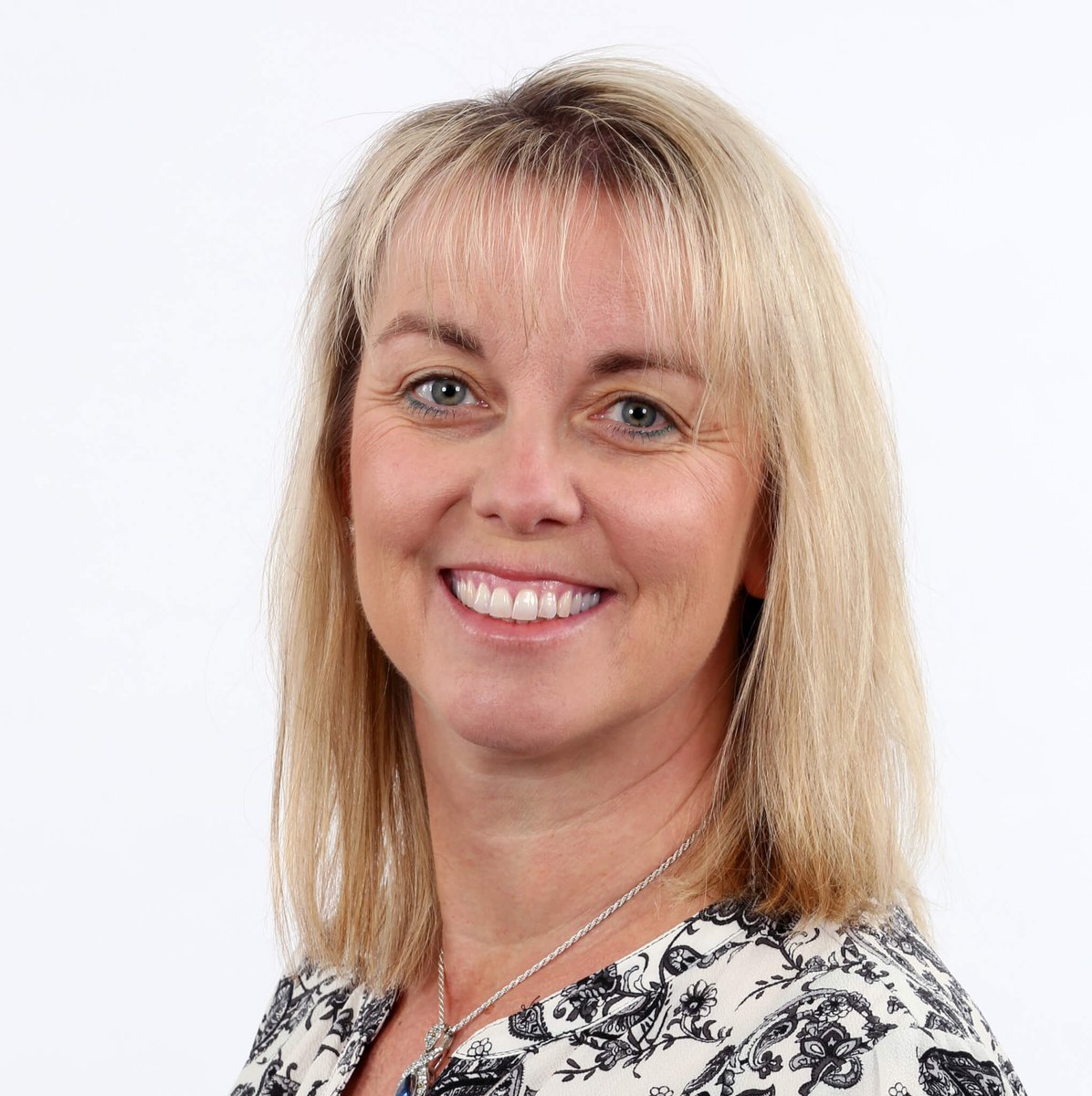 PCSPnl's tweet photo. Congratulations to Councillor @neary_tina for her election onto the @MunicipalNL Board of Directors in the role of Avalon Director! We are proud to have you represent our community and the rest of the Avalon region.

https://t.co/iaw1TJRsvD https://t.co/GNe4gsjHDH