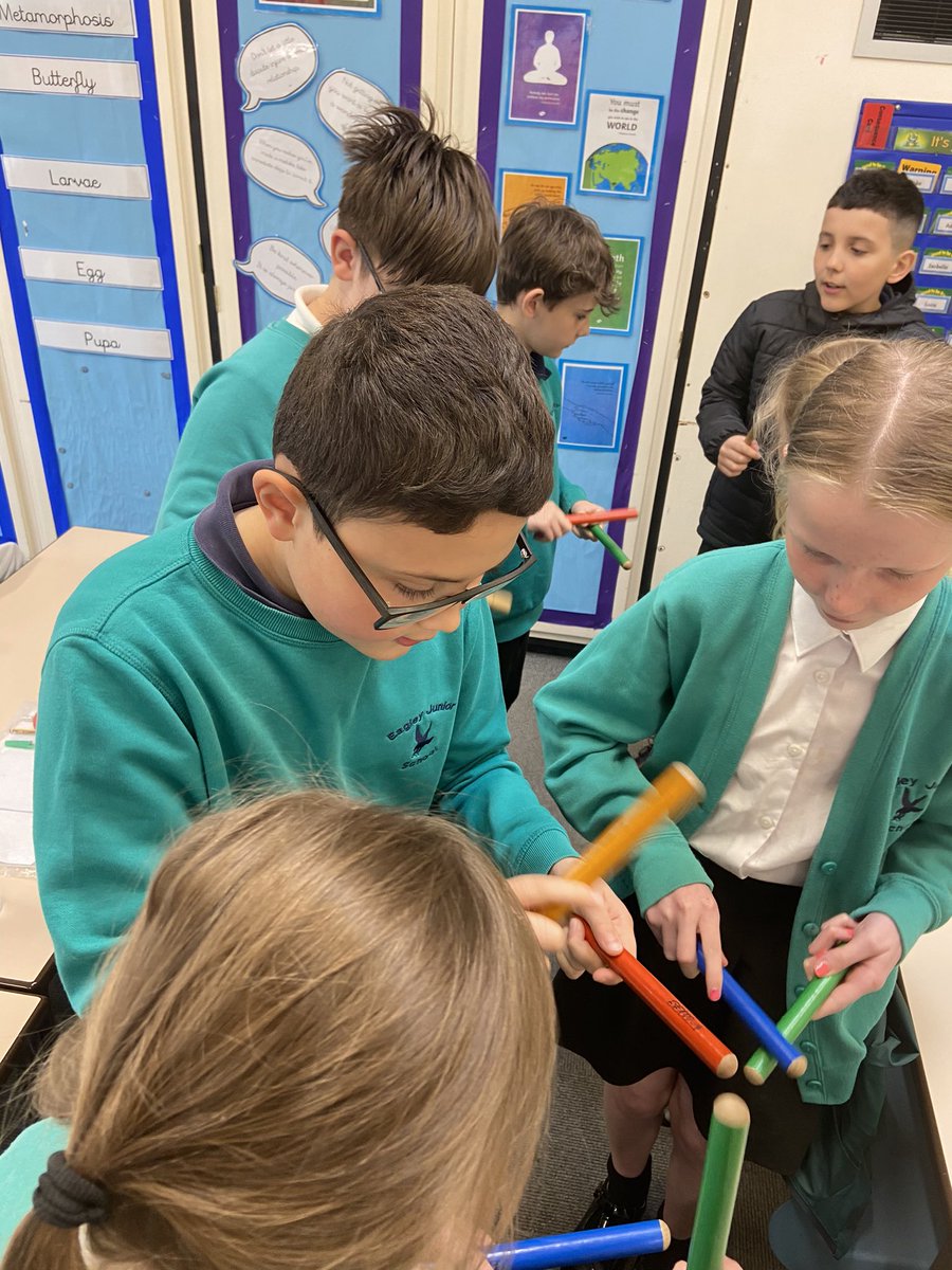 eagley5d's tweet photo. Miss Dawber’s head might be banging, but our samba beats are coming along nicely this afternoon! #gettingmusical #noisyinhere #sambasamba https://t.co/qOQBe9Vnvu