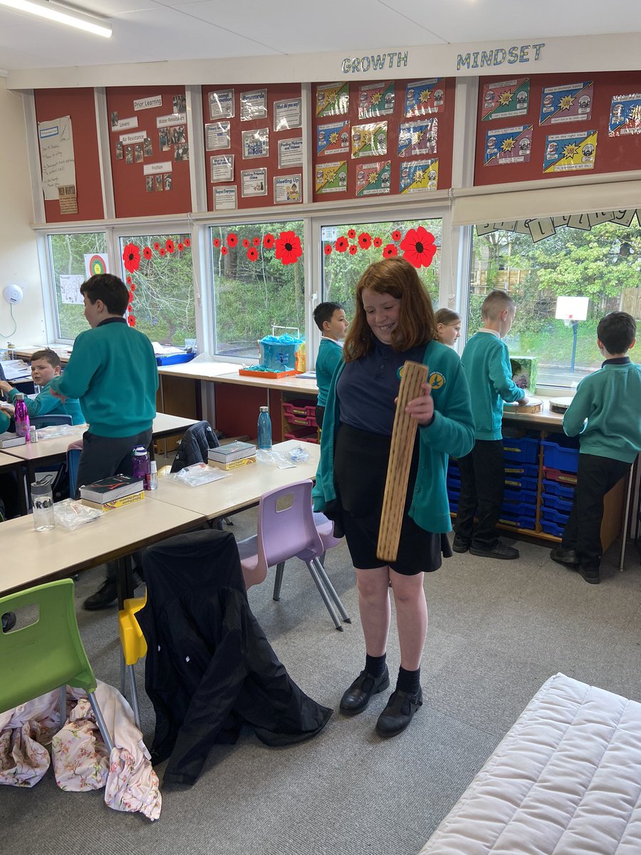 eagley5d's tweet photo. Miss Dawber’s head might be banging, but our samba beats are coming along nicely this afternoon! #gettingmusical #noisyinhere #sambasamba https://t.co/qOQBe9Vnvu
