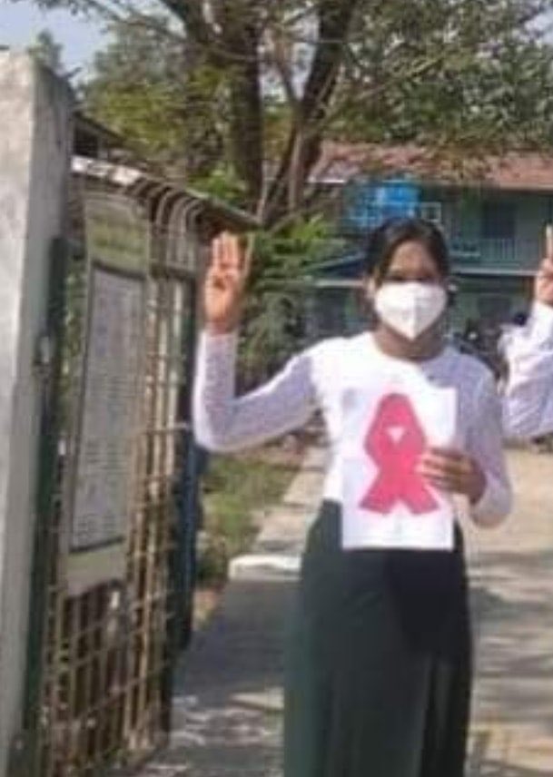 shafiur's tweet photo. #May10Coup  Letpan Village, Waw Township, #Bago

3 FEMALE &amp; ONE MALE TEACHER ABDUCTED

ALL 4 were involved in CDM. Speculation that “Dalan” gave away their location. 

 Female:  Daw May Myat Naing, Daw Zune Myat Naing, Daw Win Pa Pa. Male: U Myint Thein
#WhatsHappeningInMyanmar https://t.co/NbJxhnNQzC