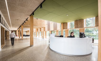 Wood wool acoustic ceiling panels from <a href="/Troldtekt/">Troldtekt A/S</a> feature at the University of East Anglia's Enterprise Centre. See page 36 for details:
viewer.zmags.com/publication/ec…
