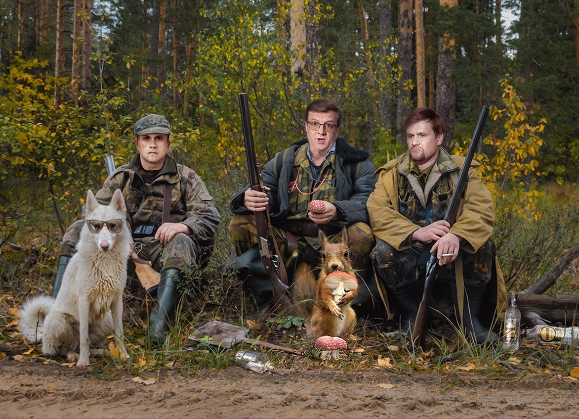 Паника в лесу. Селигер сосновый лес. Срубленное дерево. The forest v1. Дремучий человек.