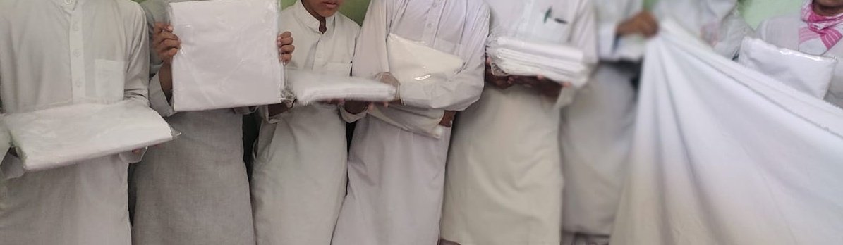 lets_feedhungry's tweet photo. Allahamdulliah Helped Orphanage with amount for Childrens for there clothes stitching 
Thank you everyone for your contributions @lets_feedhungry https://t.co/z6U6P4ZAjQ