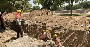 nahluwalia20's tweet photo. Central Vista project has been sliced into several parts, to avoid being assessed for environmental viability. All digging+building bridges over Rajpath as Central Vista avenue is underway without environment clearance. 
#centralvistanotanessential #stopcentralvistaproject https://t.co/dnXzosk0wU