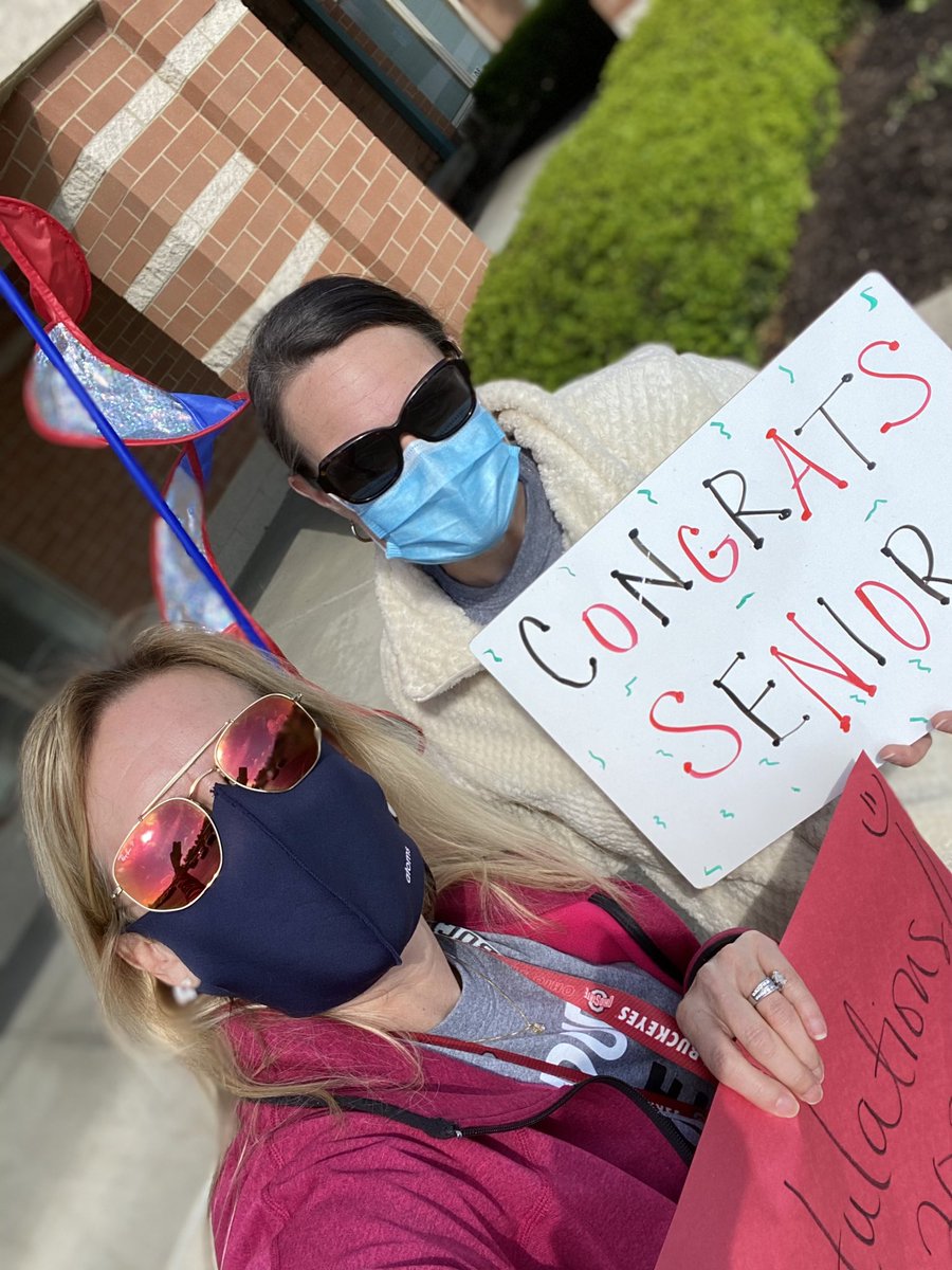 Congrats <a href="/Kings_Schools/">Kings Local Schools</a> Seniors! The world is your stage! #Kingsstrong #proudknight <a href="/MrsWagnerM3/">Lynn Wagner</a>