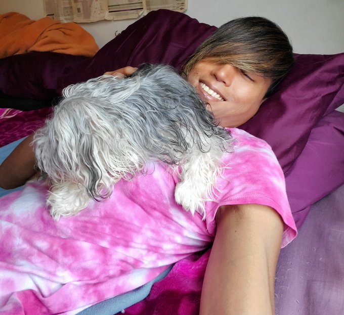 My Fur baby just fluffed my boobs ??♀? https://t.co/ZHDMneDUir