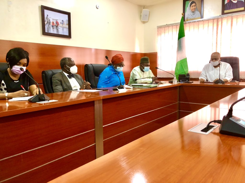 Earlier today, I received in audience, the Country Representative of the United Nations High Commission for Refugees in Nigeria (@unhcrnigeria) Mrs, Chansa Kapaya (@ChansaKapaya) alongside Mr. John Mckissick, Deputy Rep(Protection) and Mr. Gilbert Mutai, Asst. Rep, (Operations)