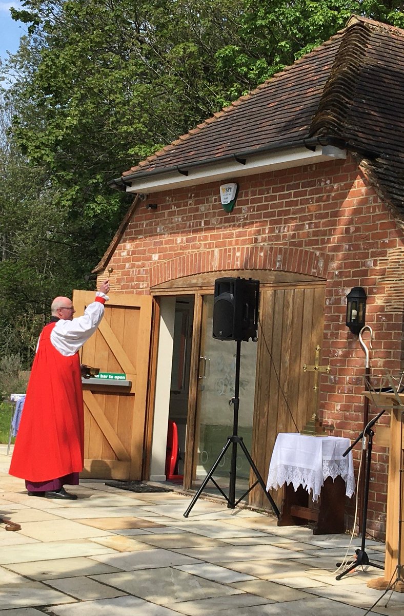 ighthamchurch's tweet image. Thank you to Bishop James and everyone who joined us in person and on Zoom for the dedication of the Church Centre extension yesterday - only 1 year later than planned, but the sun shone! @SeeOfRochester