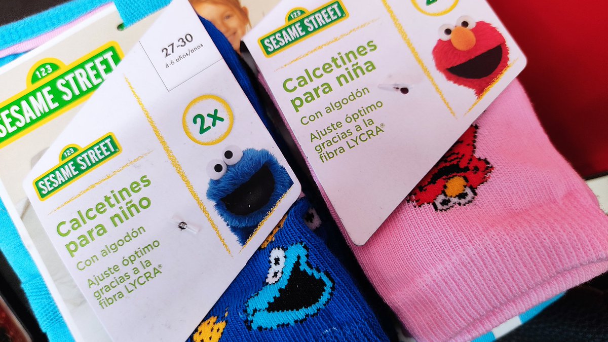 LauraGalobardes's tweet photo. @lidlespana @lidlespanaAC Y yo, ingenua de mi, pensaba que estas cosas ya debían estar superadas. Pues no, azul niño, rosa niña.🤦🤦 #Lidl https://t.co/xujzAv37gj