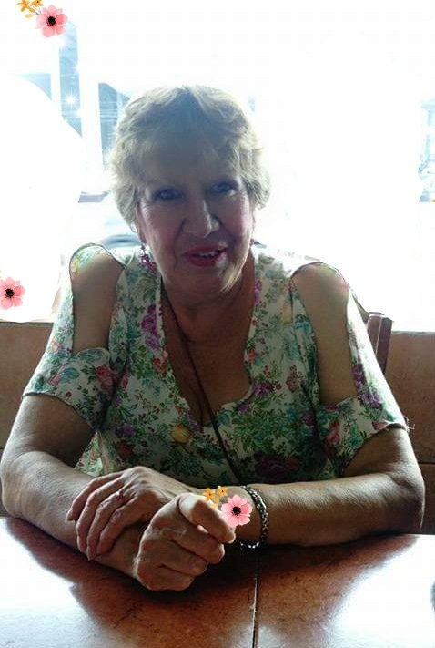 Sari_OliRod's tweet photo. #HoyReconoceaMamá Te amo Mamá @programa_hoy https://t.co/D2v9ZIcDsQ