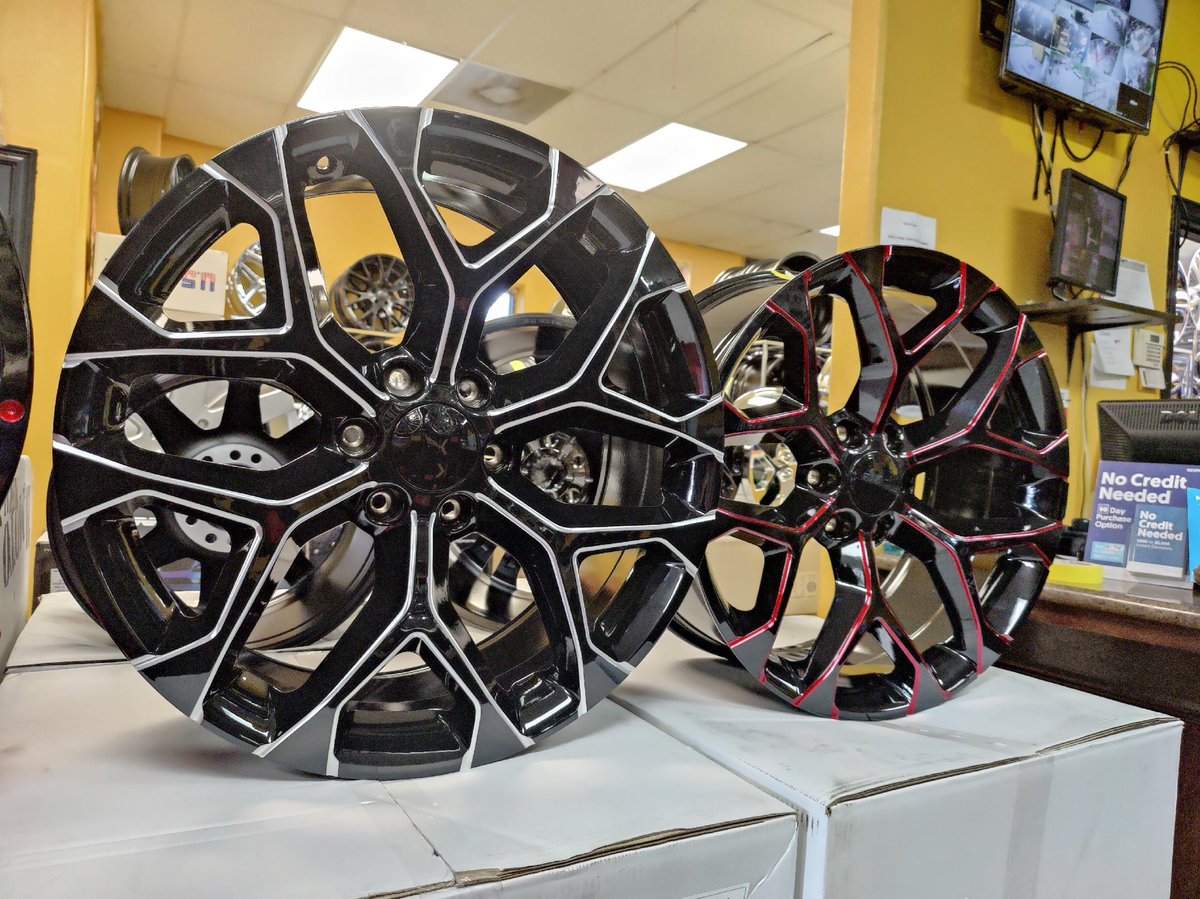 LopezTires7's tweet photo. ❄️❄️❄️❄️ https://t.co/7gj1p8aAKS