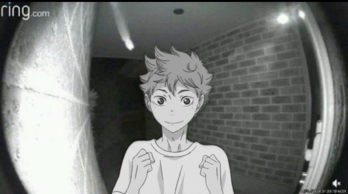 aslanlyn's tweet photo. hinata no começo de haikyuu às 5 da manhã na porta de literalmente qualquer pessoa que prometia treinar vôlei com ele antes de entrar na karasuno: https://t.co/yxnJQxwmPL