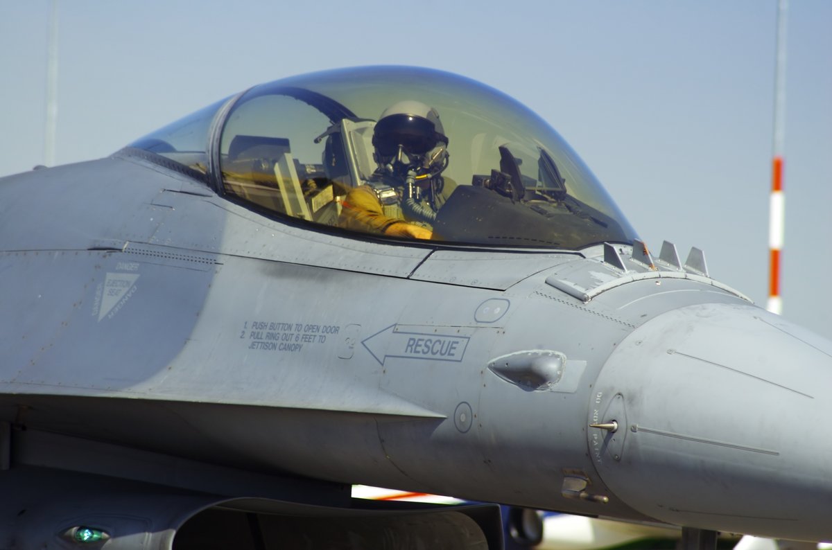 Metacog_Tech's tweet image. We&apos;re grounded in EDM but now on a new flight path: helping organizations with high-stakes missions improve readiness. Learn more about our AI-based performance analytics platform at the new hubs.ly/H0MTLn10 
#synthetictraining #humansystems #artificialintelligence