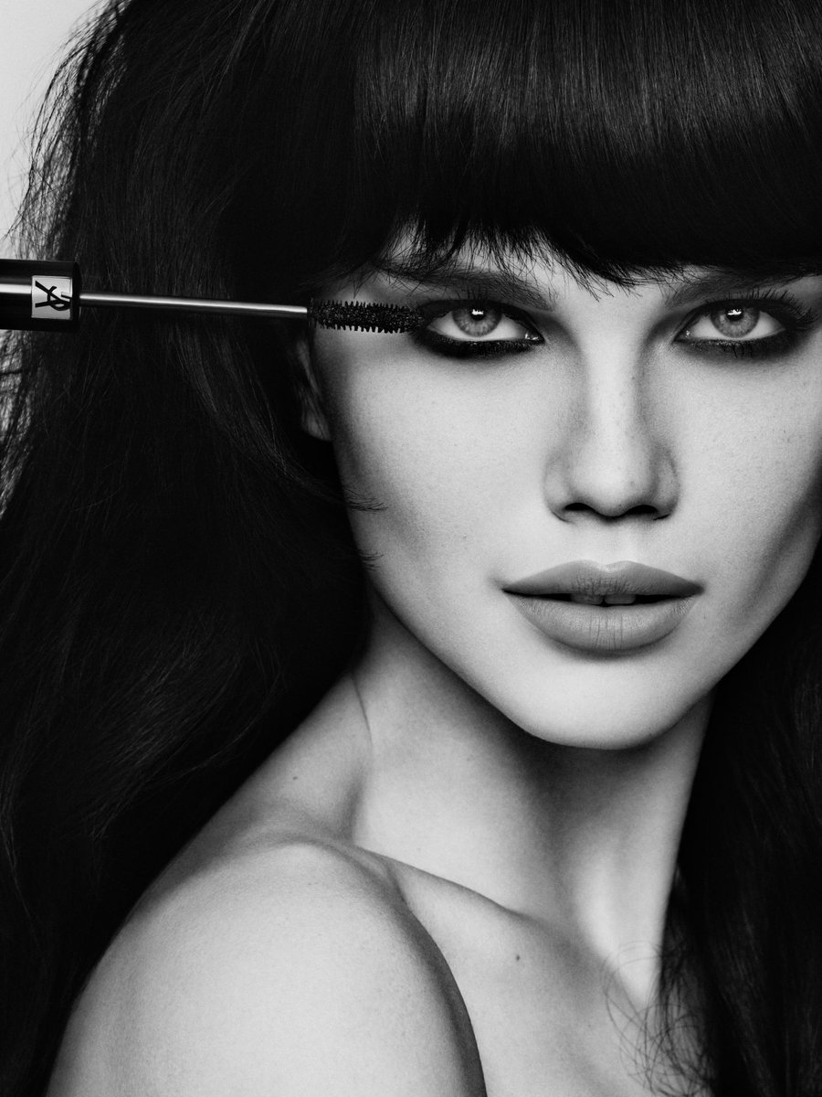 worlds_moda's tweet photo. (1/3)
Liana & Julie Salmanova for
#TOPBEAUTYMAGAZINE,
April 2021.
By #AmerMohamad
#Hair: Max Rokitskiy
#Makeup: Kirill Shabalin
#LightAssistant: Anna Kaganovich
⬇️More in the next post⬇️
#MaxRokitskiy #KirillShabalin #AnnaKaganovich #Liana #JulieSalmanova https://t.co/xJQLipVo7x