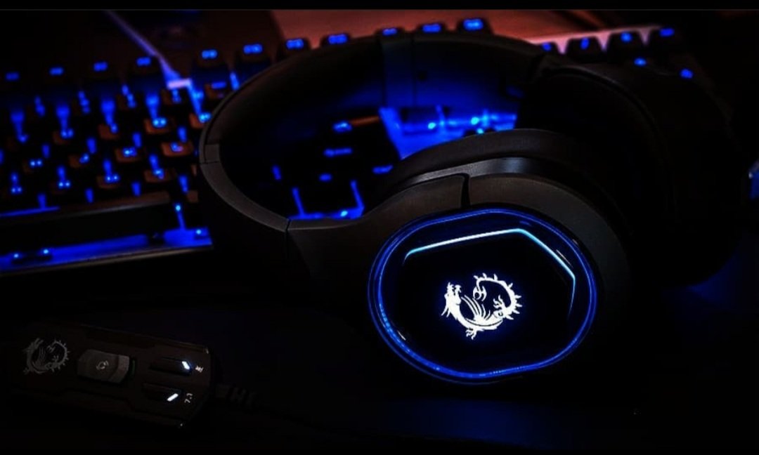 techezier's tweet photo. MSI IMMERSE GH50 🎧

@msigaming
@msigaming_india

#techezier #msi #msiheadset #msiGH50 #immerseGH50 #msikeyboard #msimouse #msicommunity #rgblights #gamingcommunity #gaminggear #gamer #gamingmouse #gamingkeyboard #gamingsetup #gamingheadset #gamingpc #gaminglife #gaminglaptop https://t.co/GUzbvFs5Uh