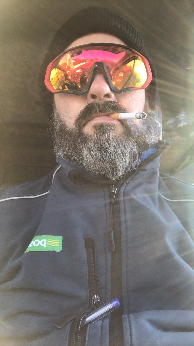 paddymann88's tweet photo. GAME DAY SEASON 2 @GDL180 match 1 against @hughman501 should be a good game ๐ฎ๐ชv๐จ๐ฆ 21:00 gmt lidarts ๐คช @ISTB87 #selfiefest๐ https://t.co/qkaBNLeRmA