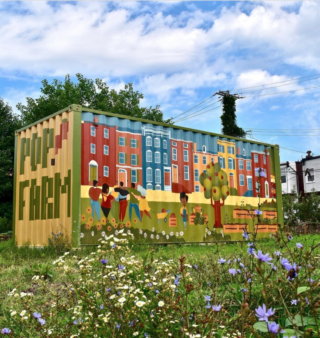 #MuralMonday: This beautiful #mural, painted by Patrick Harnett, overlooks the Pop Farm urban garden located at Schroeder and Fairmont. 

All photos ©️JDimes.