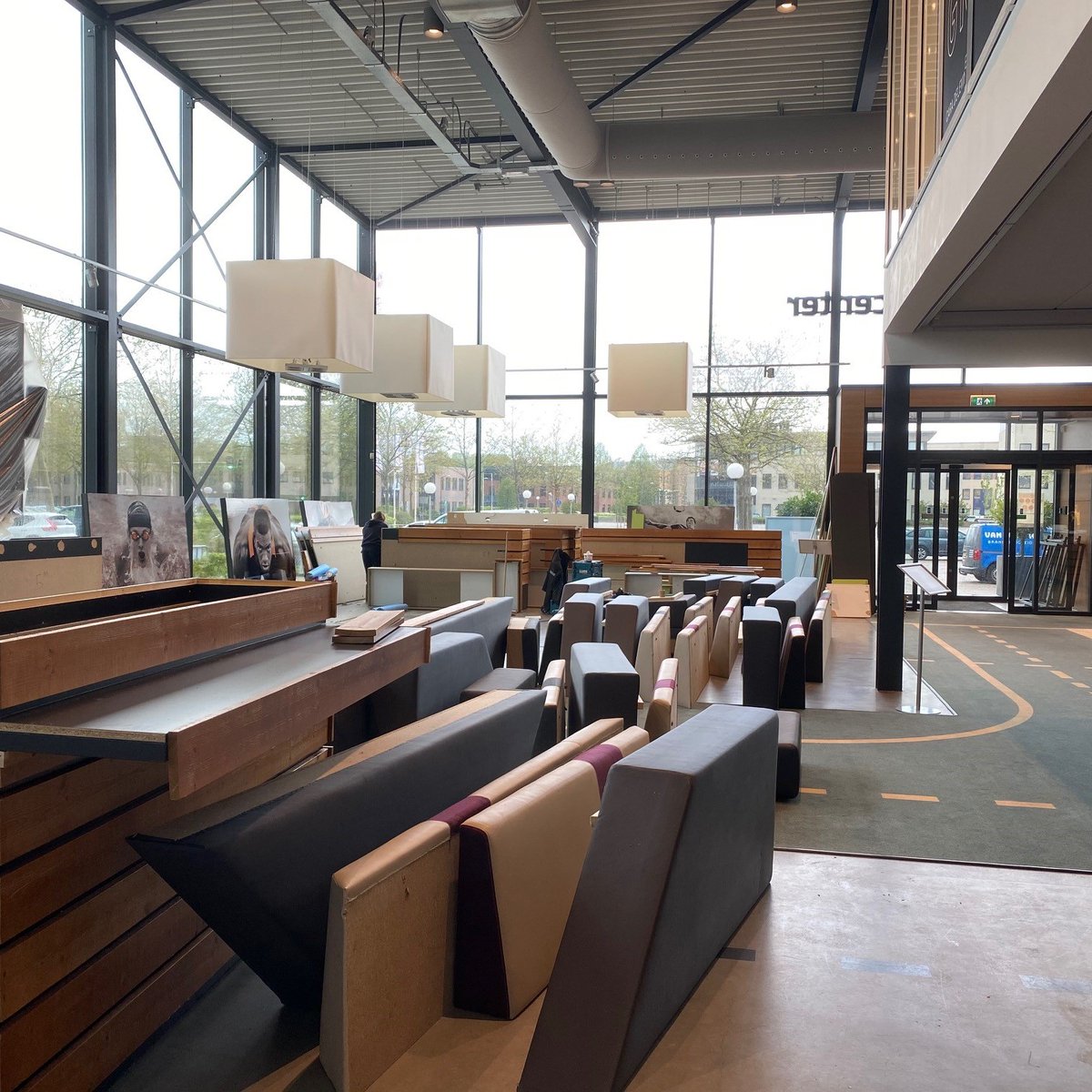 SportsBusinessCenter tweet media