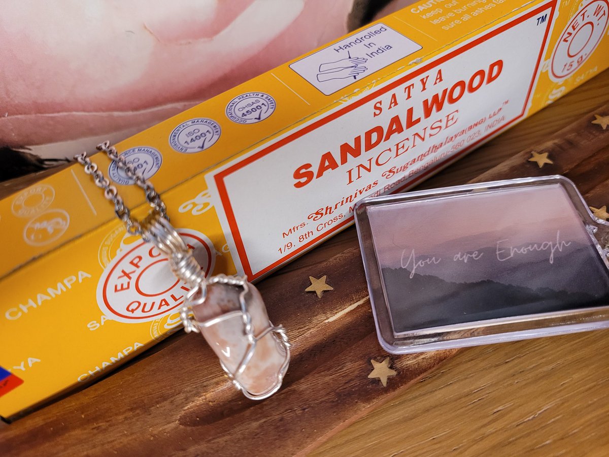 The small #MysteryBox is now on my website.

Still got a few bits to put on my website yet so it's a tad bare!

If you do see anything you like on my page you can drop me a message. Everything is going onto my website in the coming weeks.