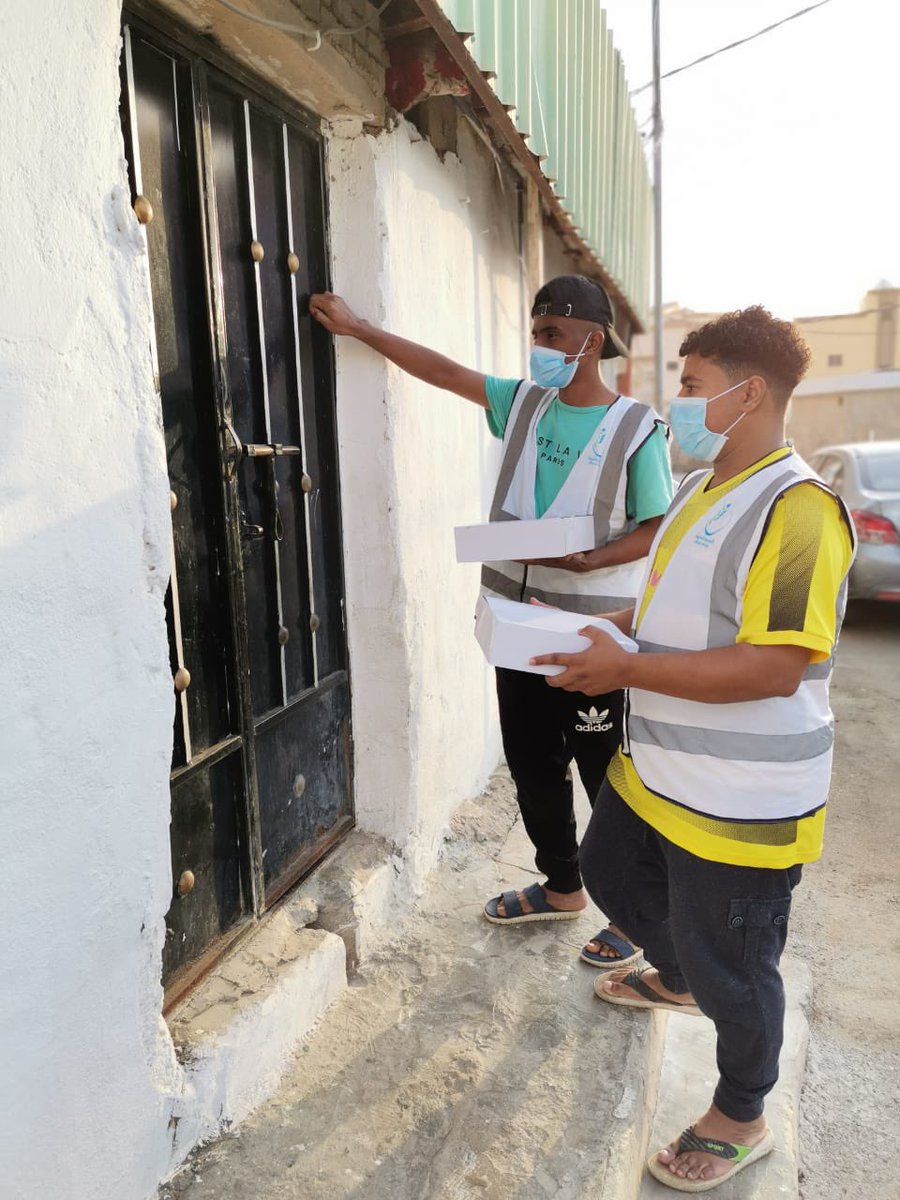 لليوم الثامن والعشرين على التوالي يقوم #فريق_شكر_التطوعي بتوزيع عدد ١١٧وجبة إفطار صائم تحت إشراف ومتابعة من الجمعية الخيرية بأبوعريش <a href="/bir_aboarish/">الجمعية الخيرية بأبي عريش</a>