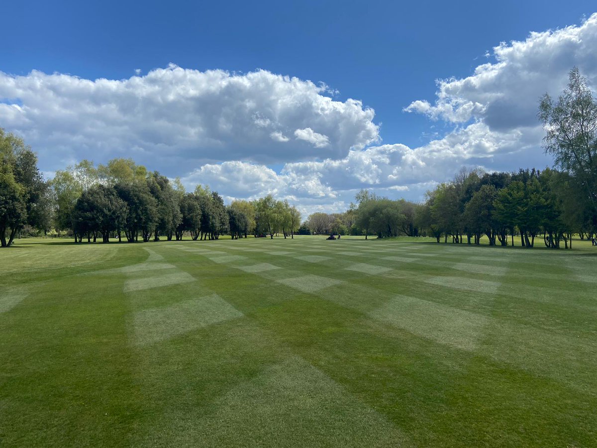 An exciting opportunity has arisen here <a href="/sandmartinsgc/">Sand Martins G.C</a> 
You can apply by emailing coursemanager@sandmartins.com
#recruitment #golfcourse #greenkeeper